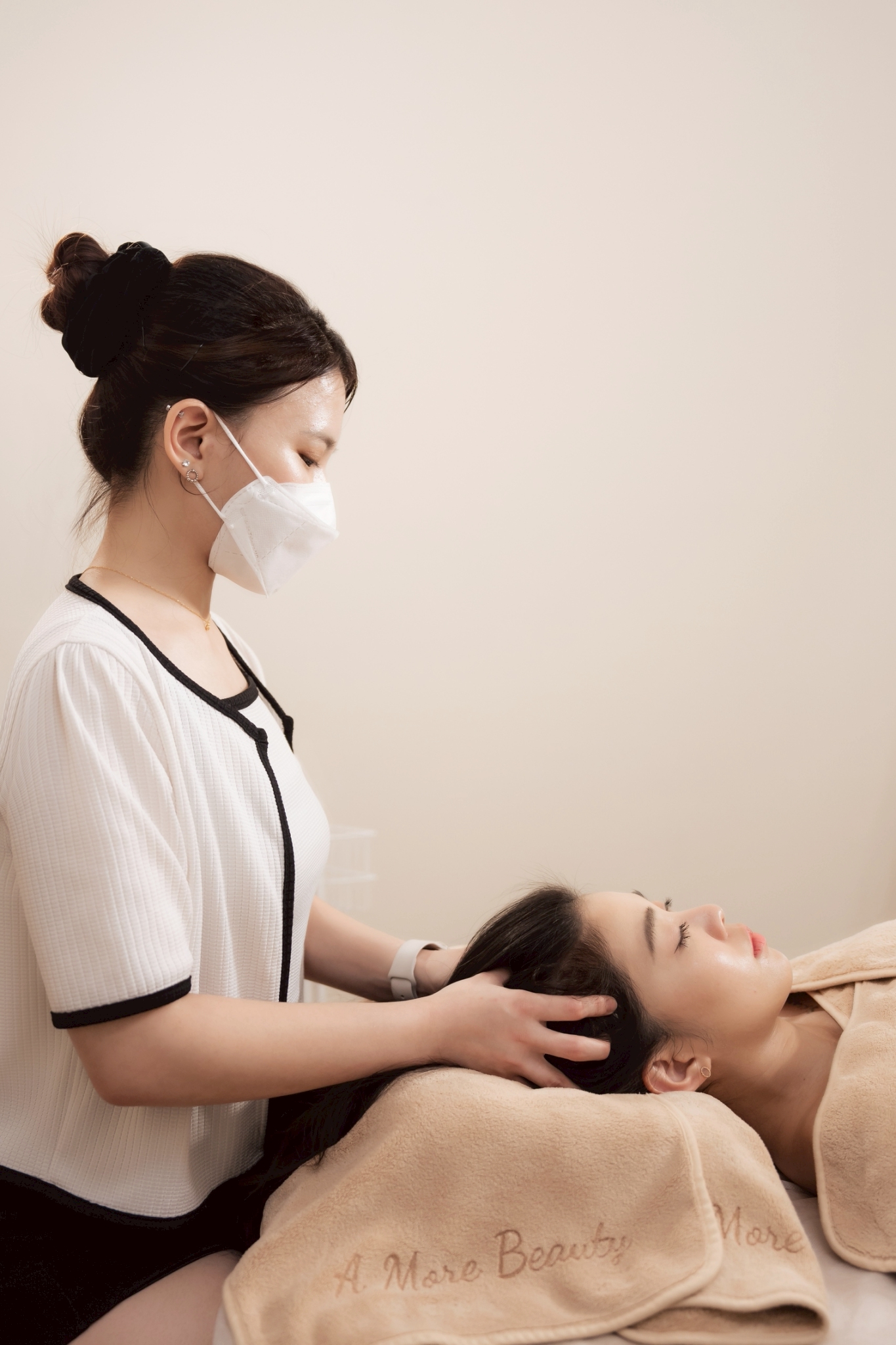 A More Beauty 羅東女性頭部抗壓SPA